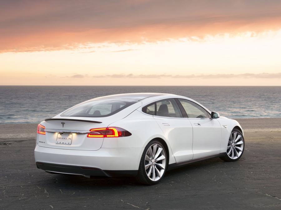  Tesla Model S 2012 года  (фото 64 из 88)